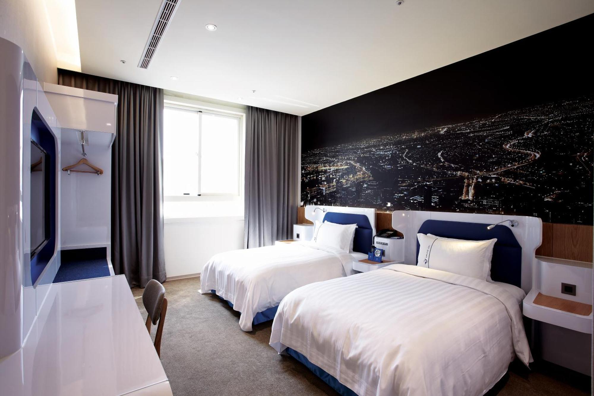Airline Inn Green Park Way Taichung Quarto foto